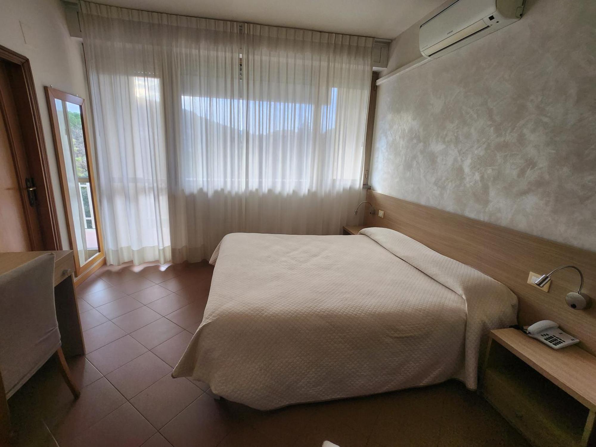 Albergo Nyers Perugia Exterior photo