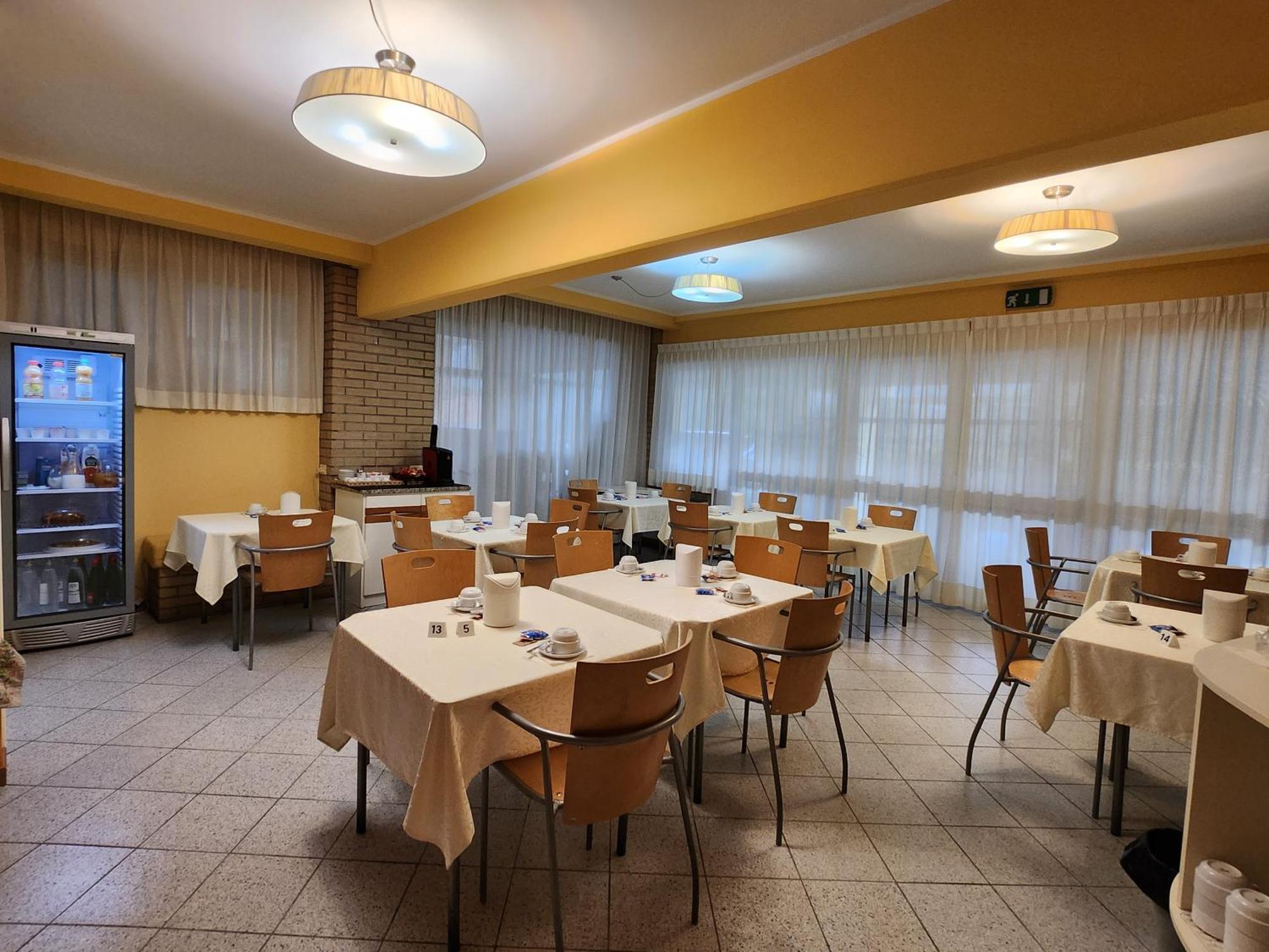 Albergo Nyers Perugia Exterior photo