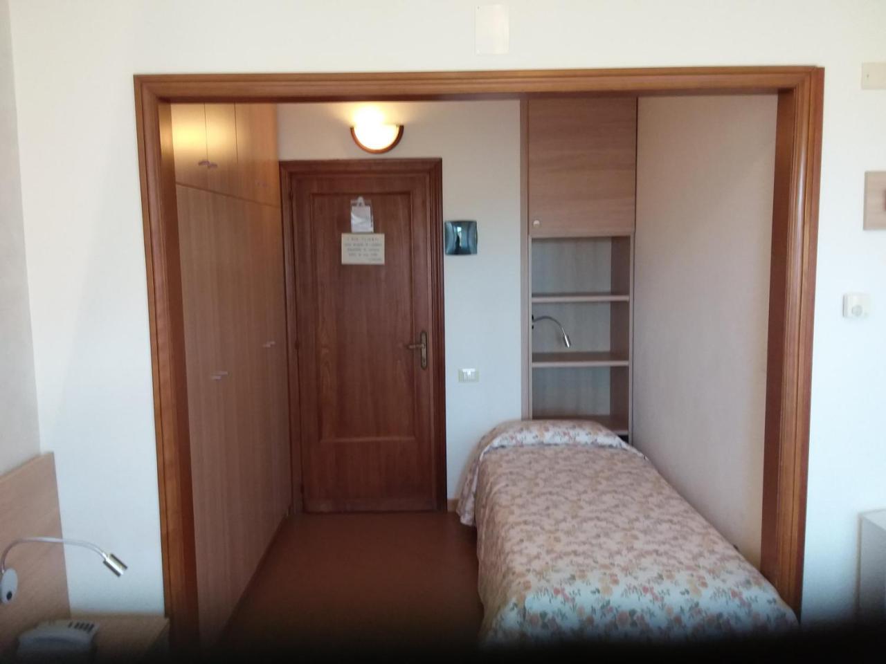 Albergo Nyers Perugia Exterior photo
